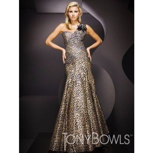 Multicolor Tony Bowls Size 6 Mermaid dress - Picture 1 of 2